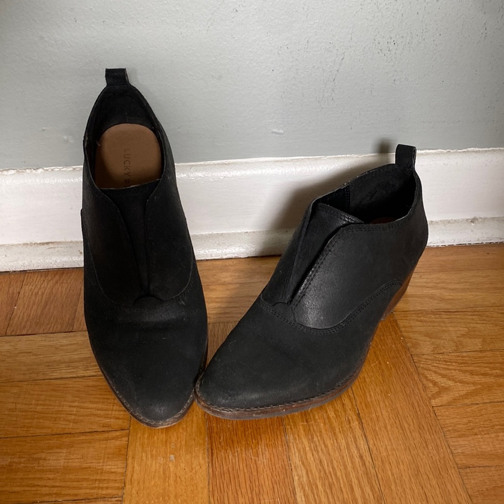 Lucky Brand Laceless ankle boots